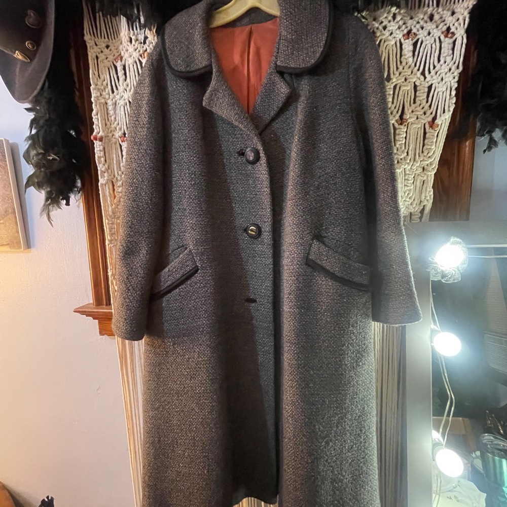 Chic Women's Charcoal Pea Coat